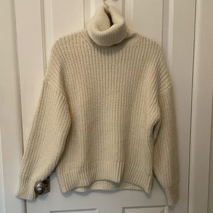 NWT H&M Turtleneck Sweater